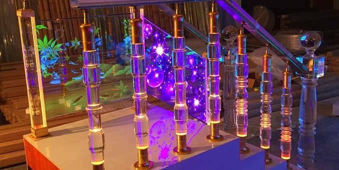 trade-assurance-modern-design-stainless-glass-railing_1